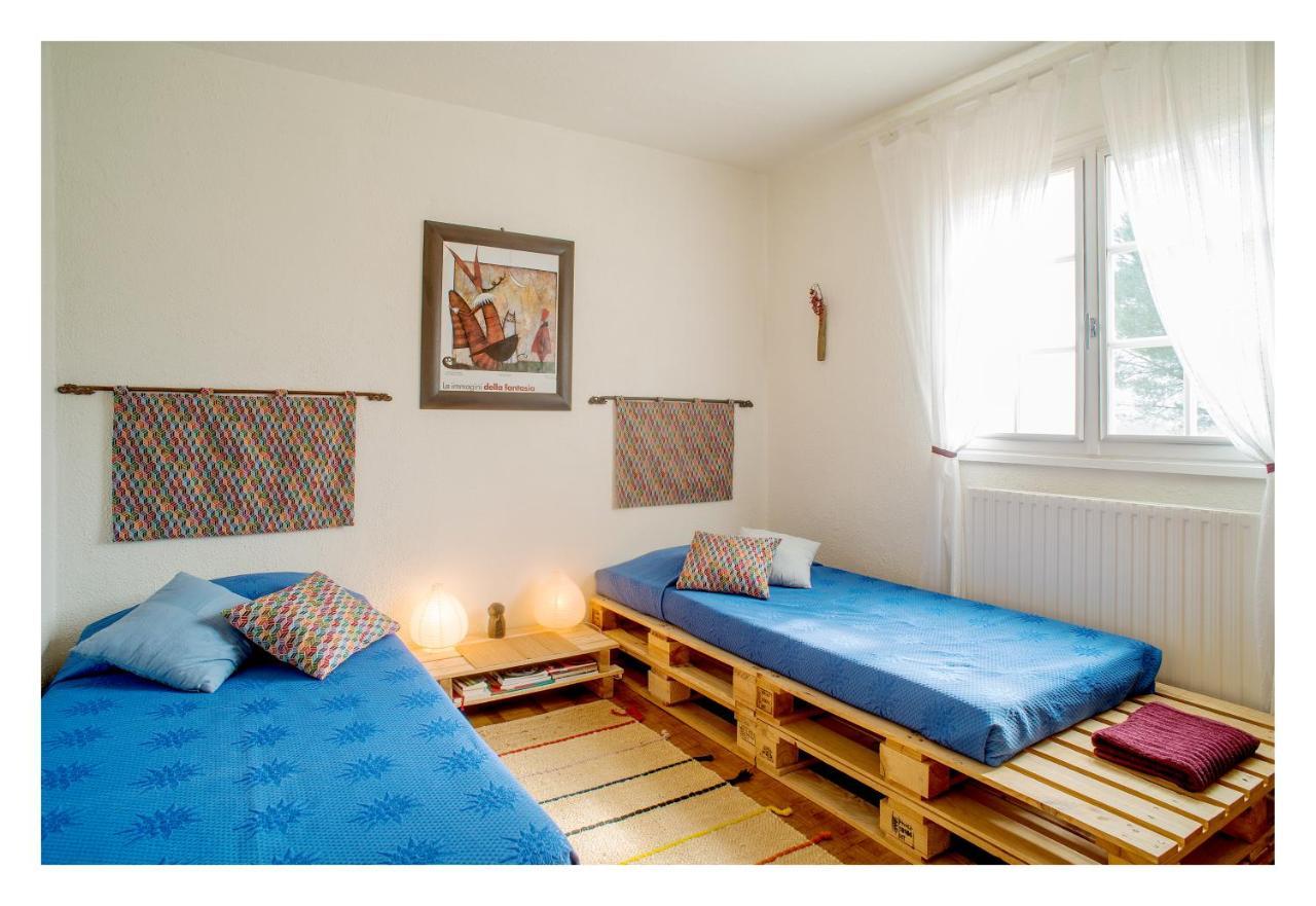 Chambre soignée et accueillante à la campagne - Ch bleue L'Honor-de-Cos Esterno foto